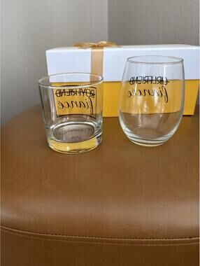 New fiancé glasses set of 2